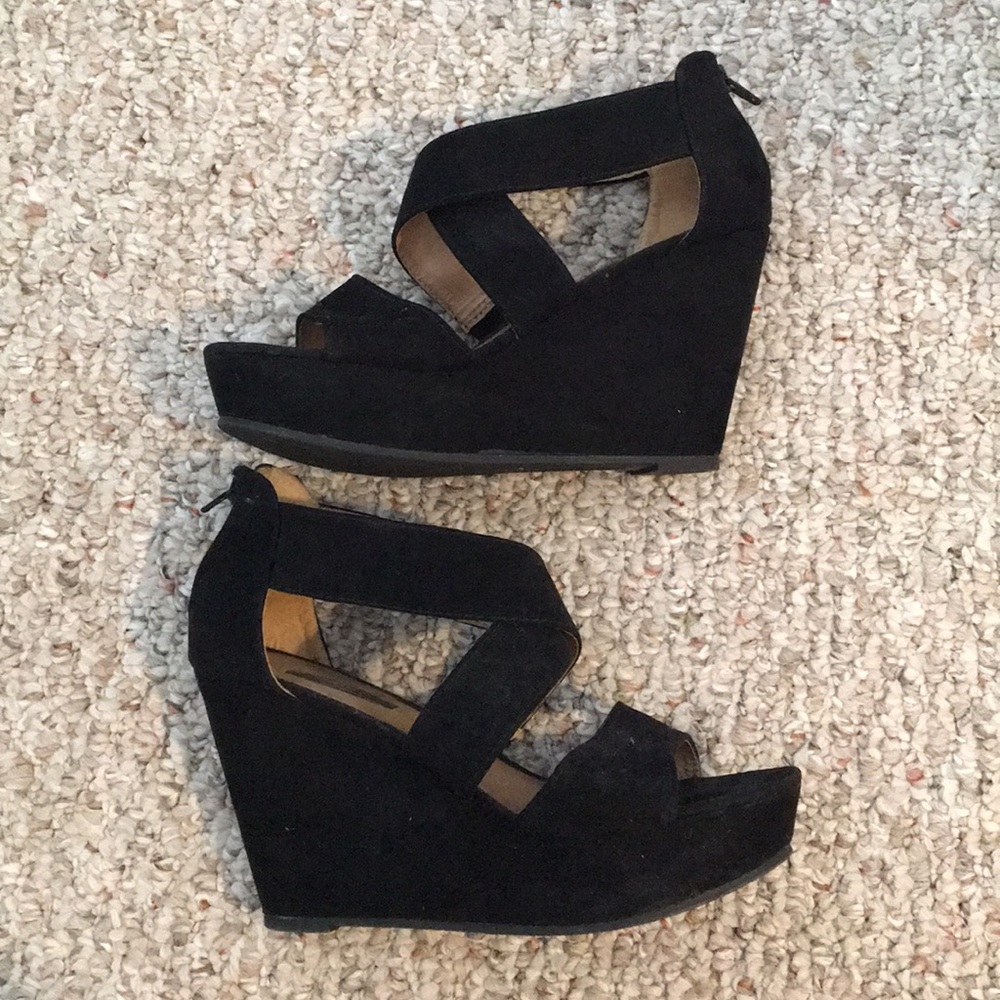 Strappy wedges